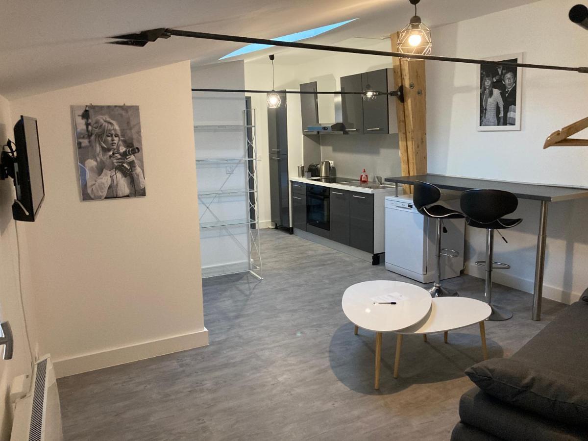 Apartamento Le Celebrity Agén Exterior foto